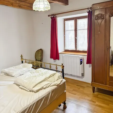 Casa de Férias Maison Familiale A Nierveze - 8 Pers -vue Montagne *